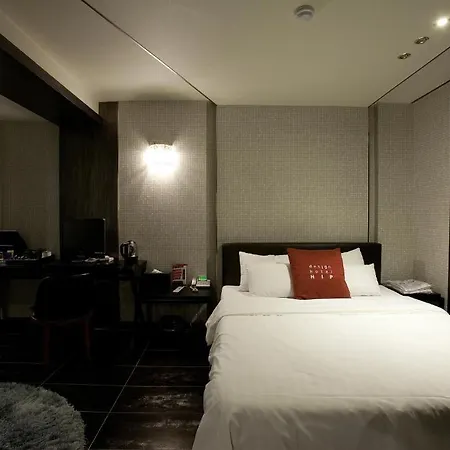 Hotel Hip-3